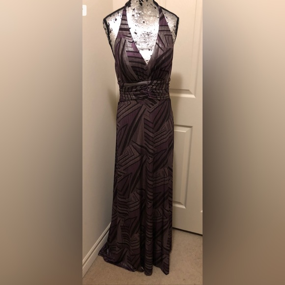 Frank Lyman Gown Maxi Halter Abstract Print in Black - Silver-Purple/Mauve - Picture 1 of 11